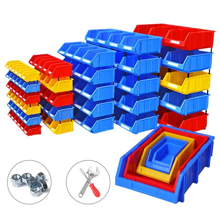 Ochiq old plastik qutilar